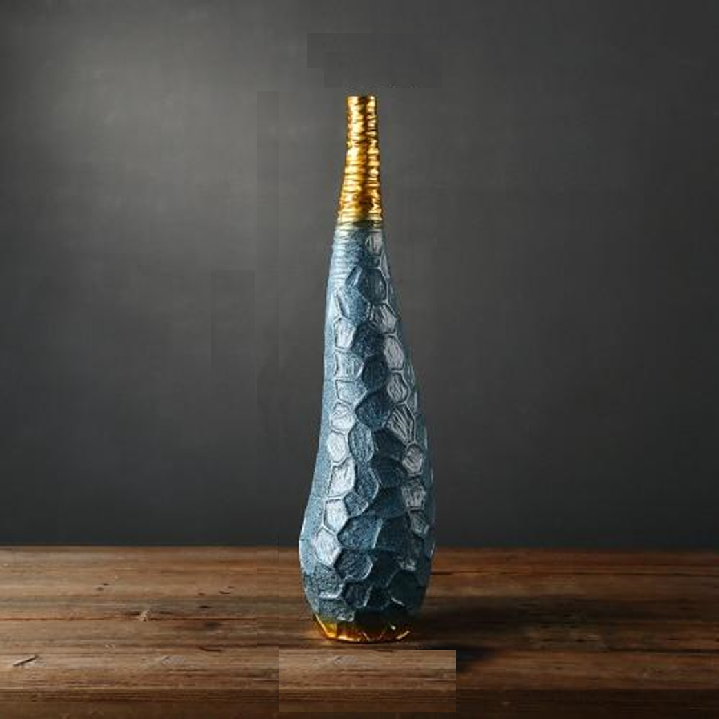 Mattia Porcelain Vase