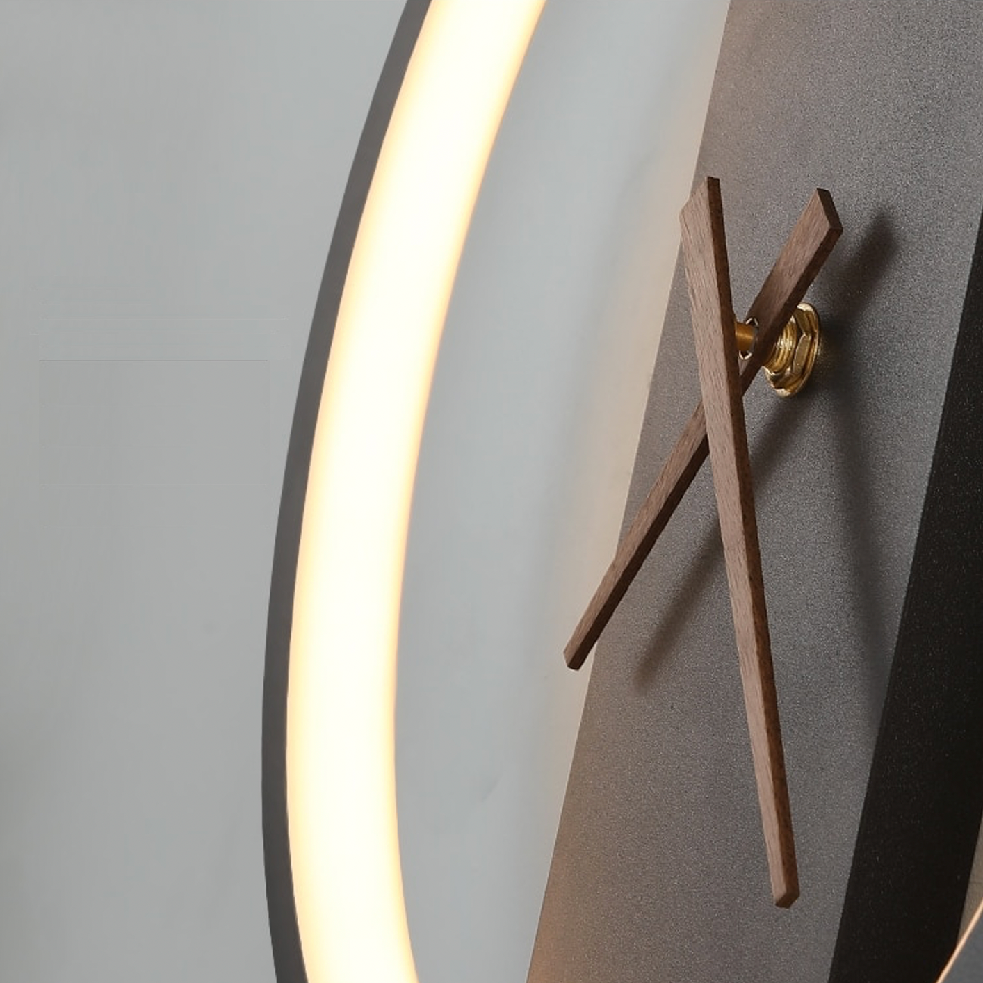 Modena Luminated Wall Clock